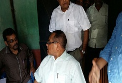 DRCR Barpeta Shri Thaneswar Malakar  on a visit to various NSKs during a field inspection visit to check progress of e-Form 3 on 13 Oct, 2016.