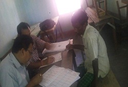 District NRC Team of Kokrakhar helping the jail inmtaes in filling up their NRC Application Form.